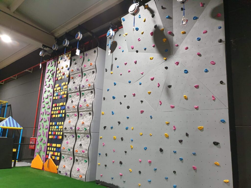 Rocódromos tipo clip and climb