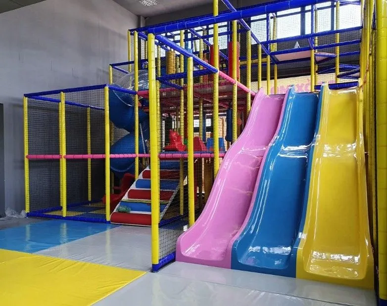 Mid-range playground